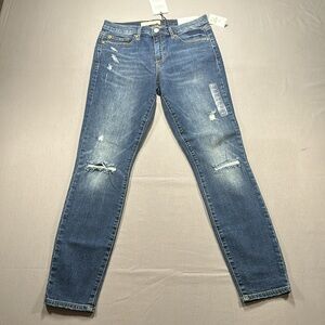 NWT GAP 1969 Stretch True Skinny Mid Rise Jeans Distressed - Size 30R